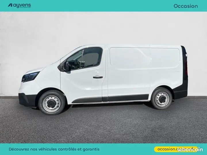 Renault Trafic 2024 photo 2