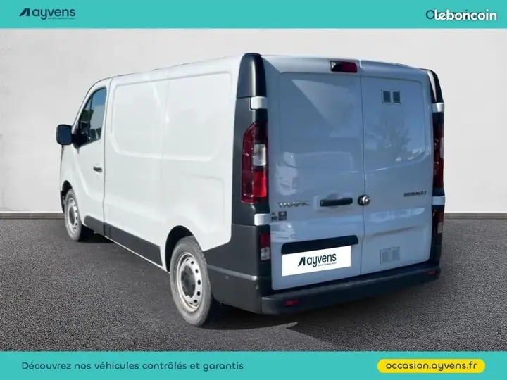 Renault Trafic 2024 photo 3