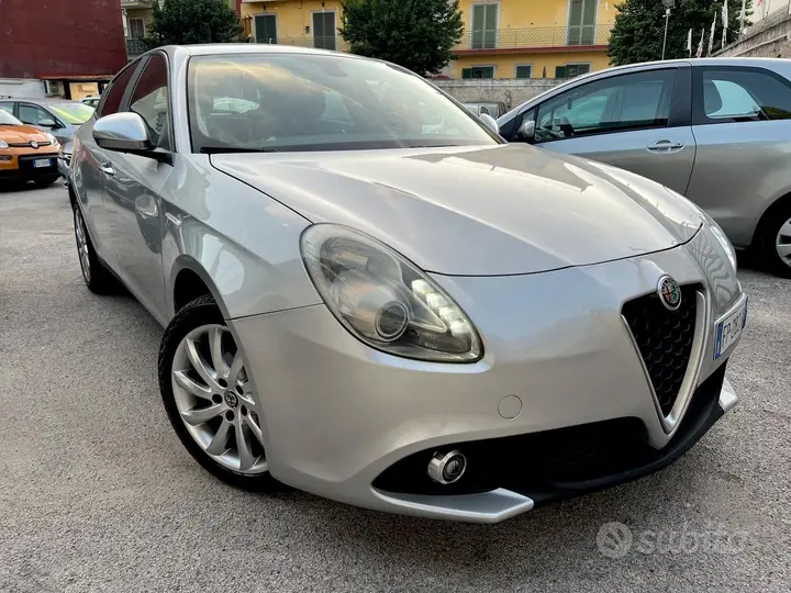 Alfa Romeo Giulietta 2018 photo 2