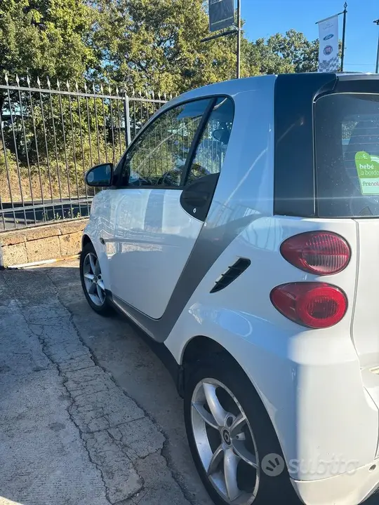 Smart Fortwo 2009 photo 3