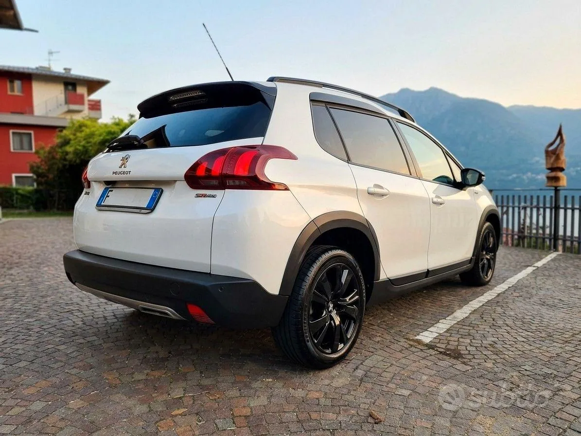 Peugeot 2008 2017 photo 3