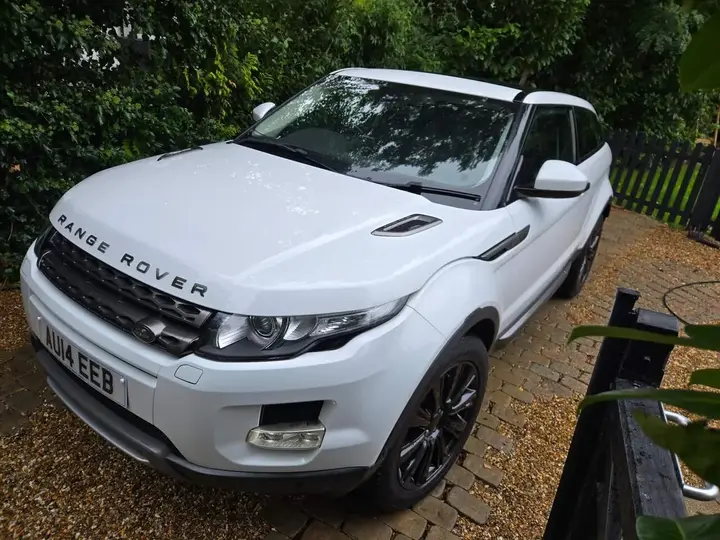 Land Rover Range Rover Evoque 2014 photo 2