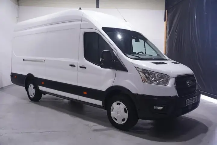 Ford Transit 2021 photo 2