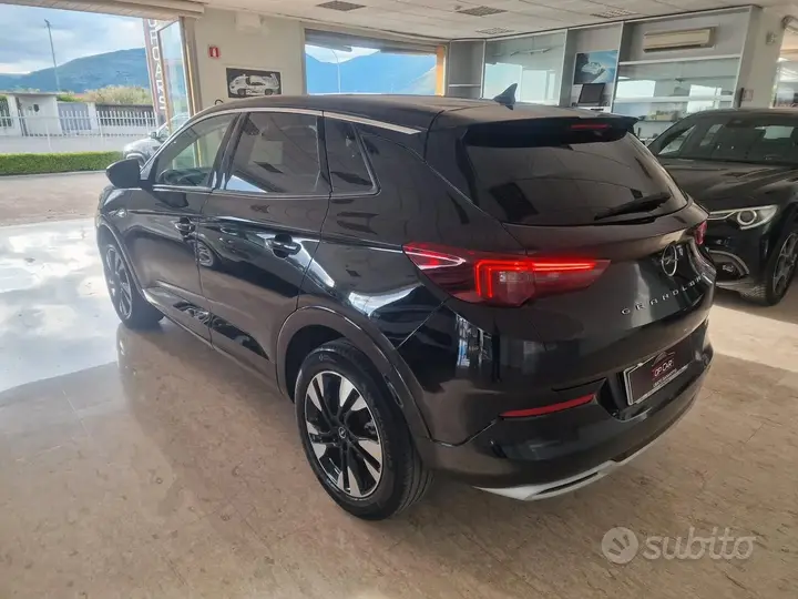 Opel Grandland X 2022 photo 2