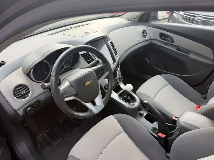 Chevrolet Cruze 2010 photo 5