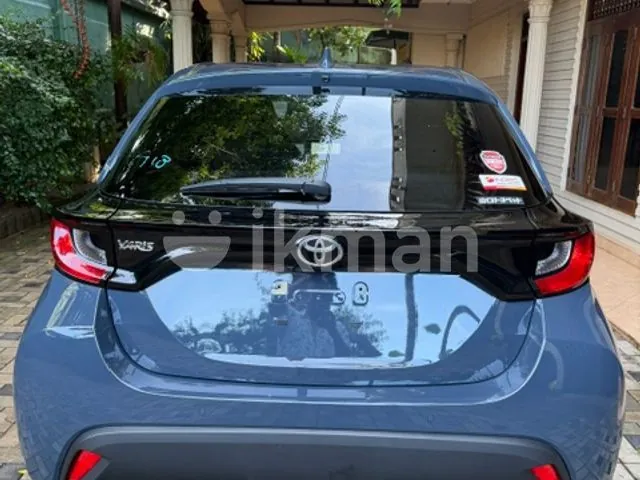 Toyota Yaris 2024 photo 2