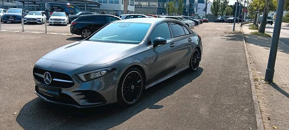 Mercedes-Benz A 250E