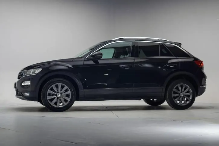 Volkswagen T-Roc 2019 photo 2