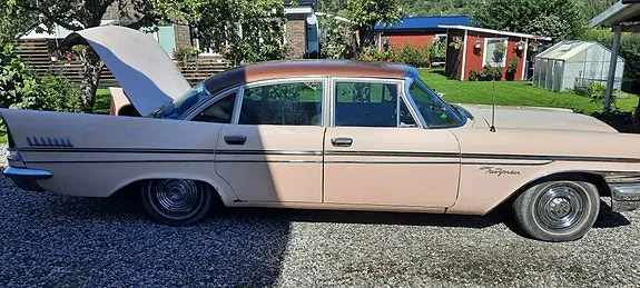 Chrysler New Yorker 1957 photo 2