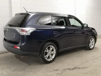 Mitsubishi Outlander 2013 photo 3