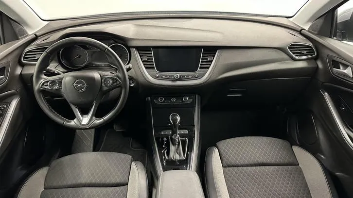 Opel Grandland X 2021 photo 2