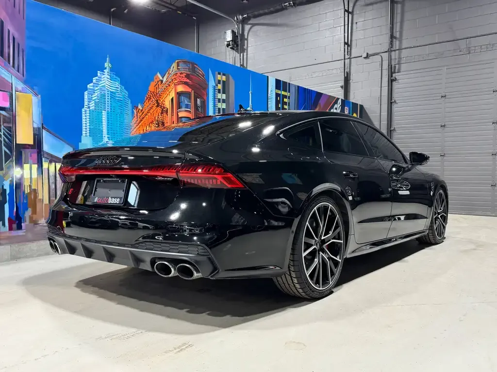 Audi S7 2022 photo 2