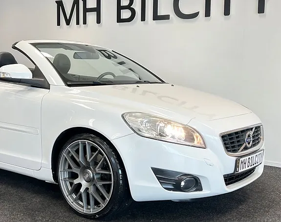 Volvo C70 2011 photo 3