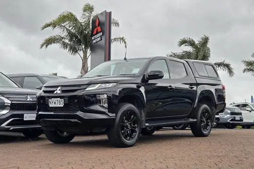 Mitsubishi Triton