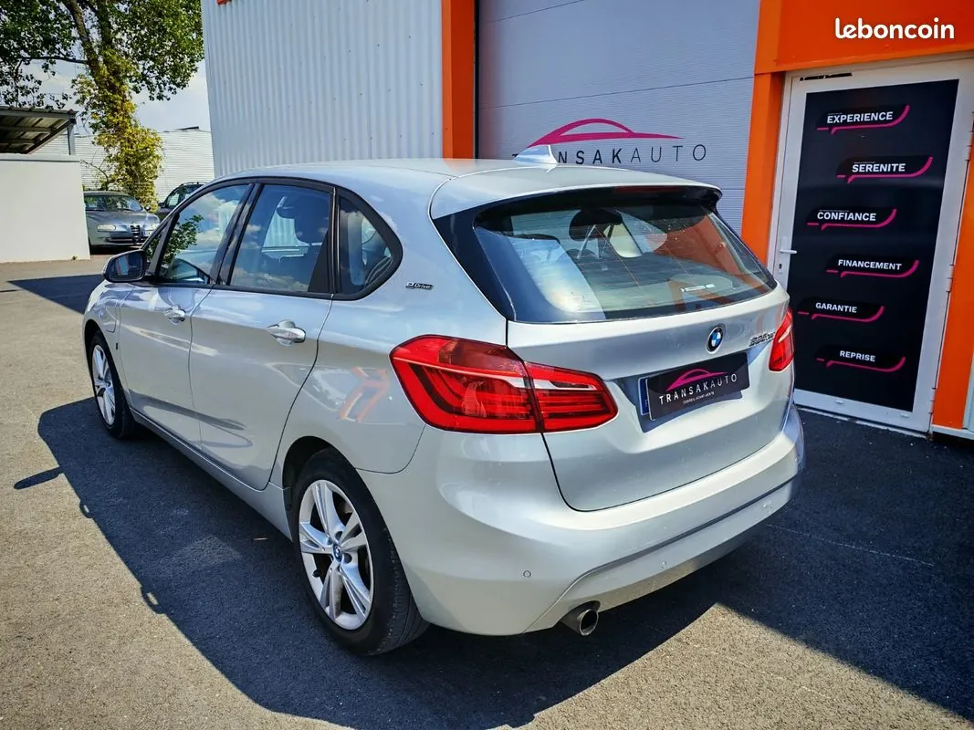 BMW Series 2 2016 photo 3