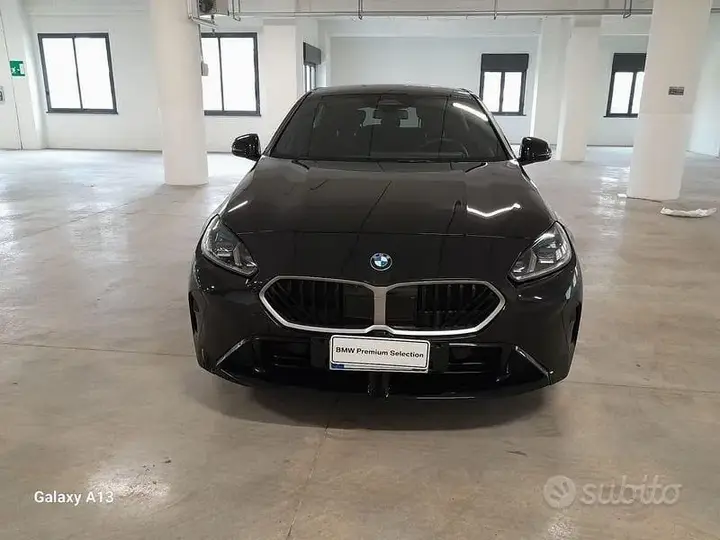 BMW 1 Series 2025 photo 3