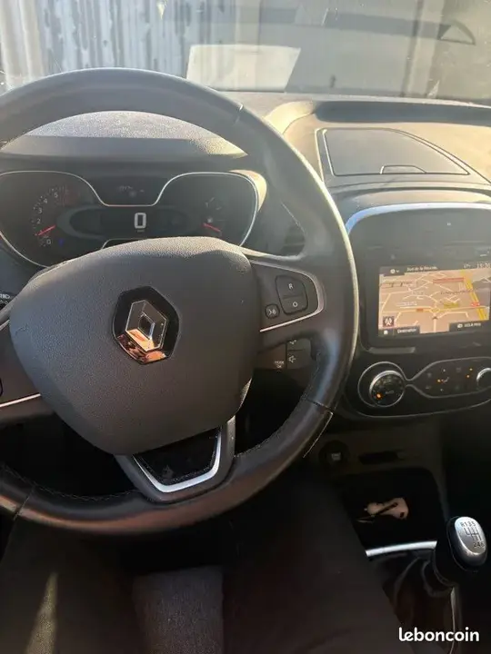 Renault Captur 2019 photo 3