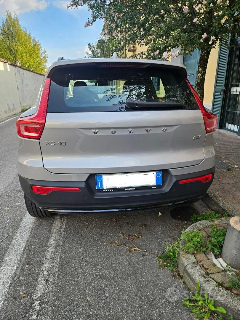 Volvo Xc40 2022 photo 4