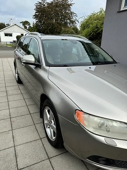 Volvo V70 2008 photo 3