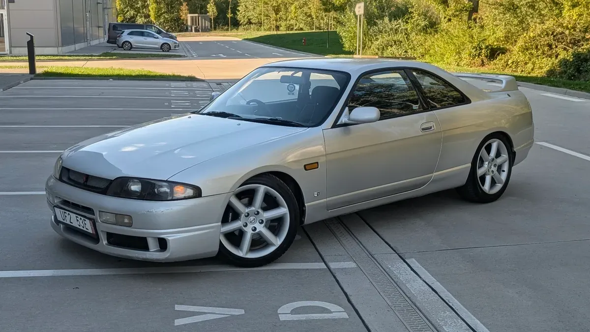 Nissan Skyline