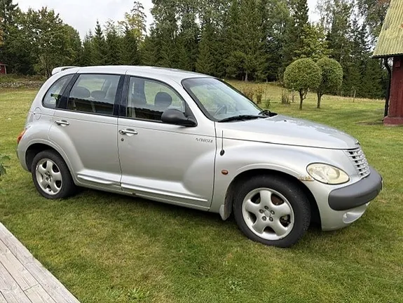 Chrysler Pt Cruiser 2001 photo 2