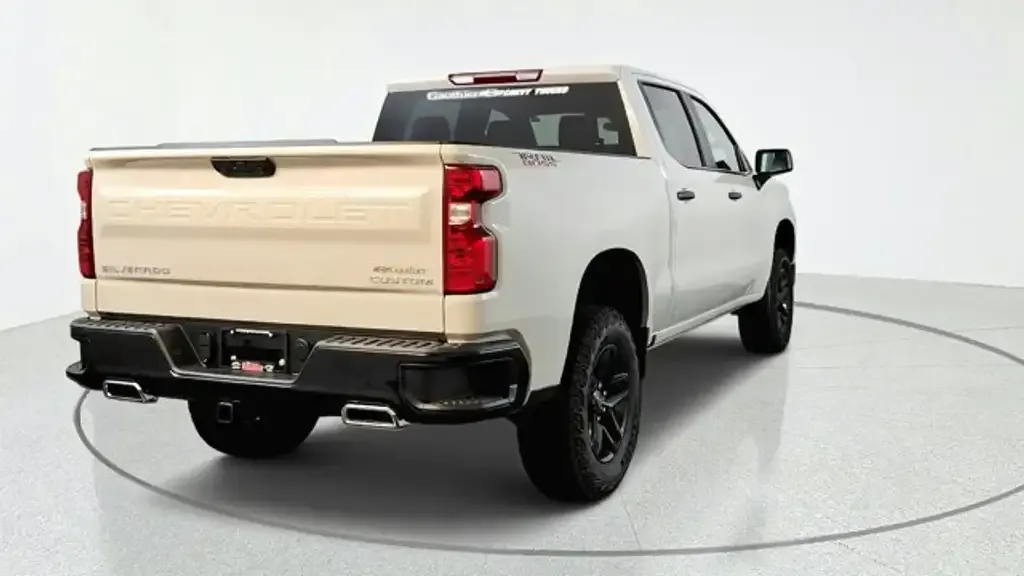 Chevrolet Silverado 1500 2026 photo 3