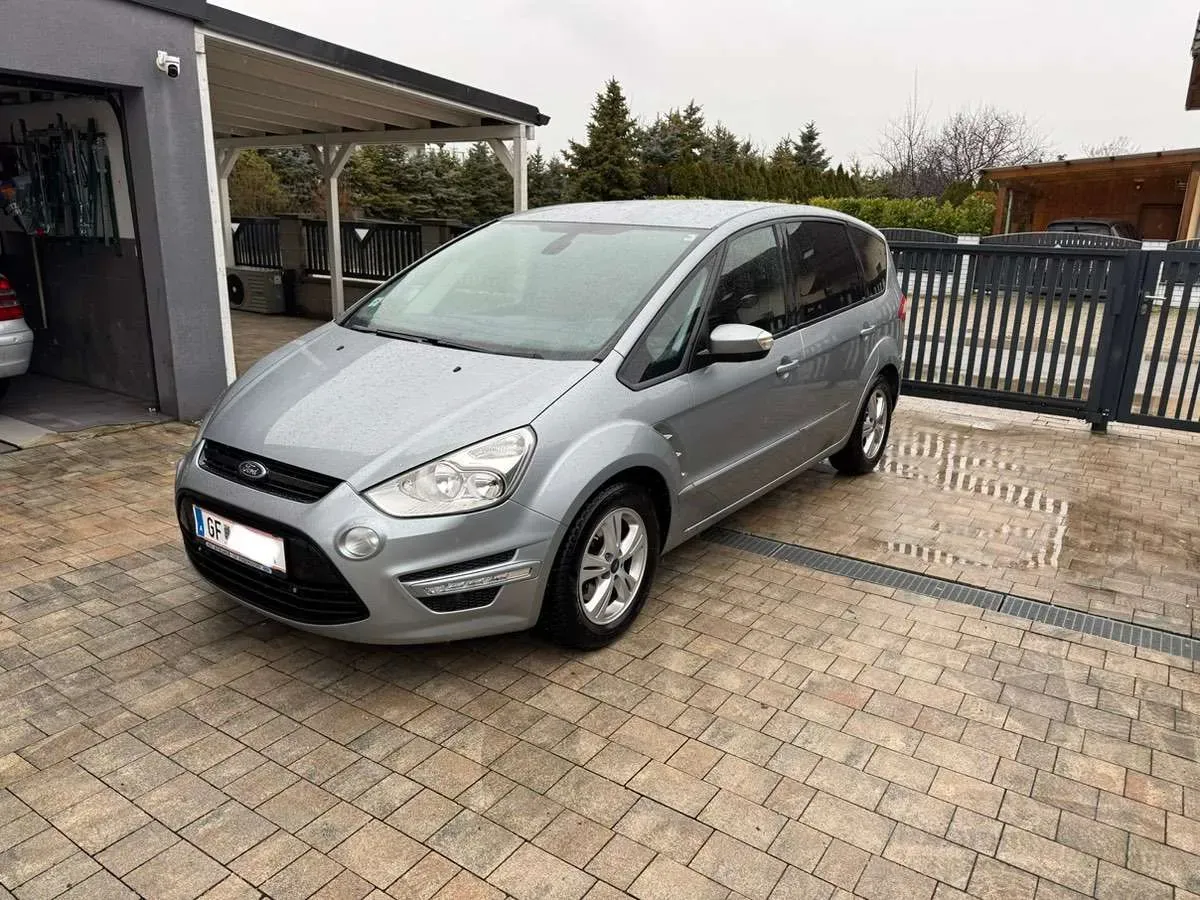 Ford S-Max