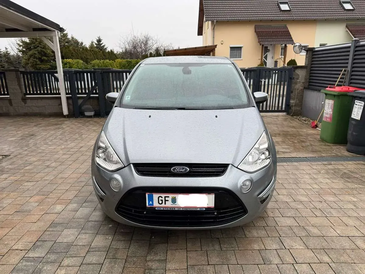 Ford S-Max 2015 photo 2