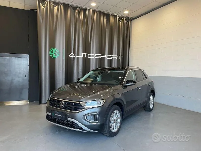 Volkswagen T-Roc 2025 photo 3