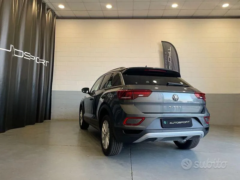 Volkswagen T-Roc 2025 photo 4