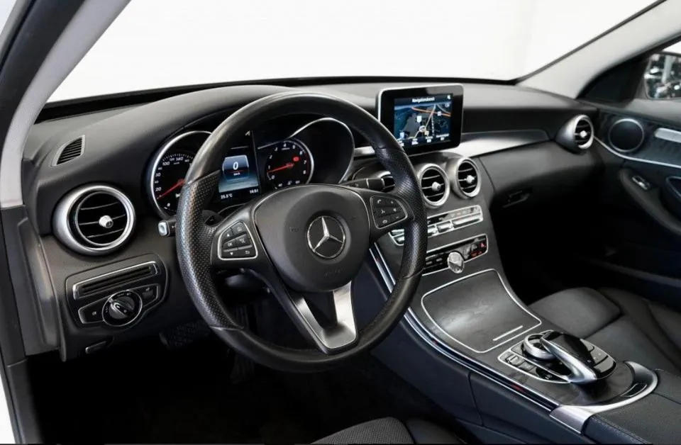 Mercedes-Benz C 200