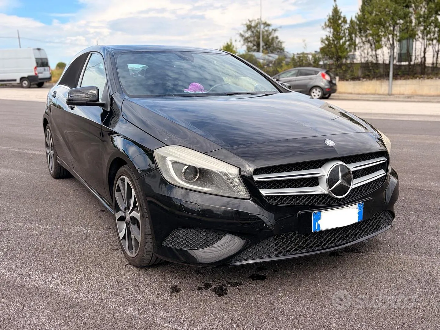 Mercedes-Benz A-Class 2012 photo 2