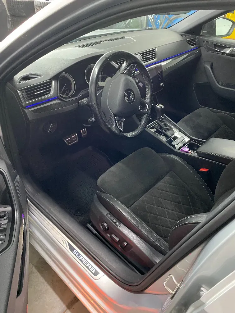 Skoda Superb 2019 photo 3