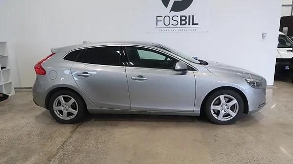 Volvo V40 2016 photo 3
