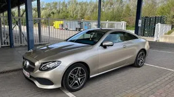 Mercedes-Benz E200