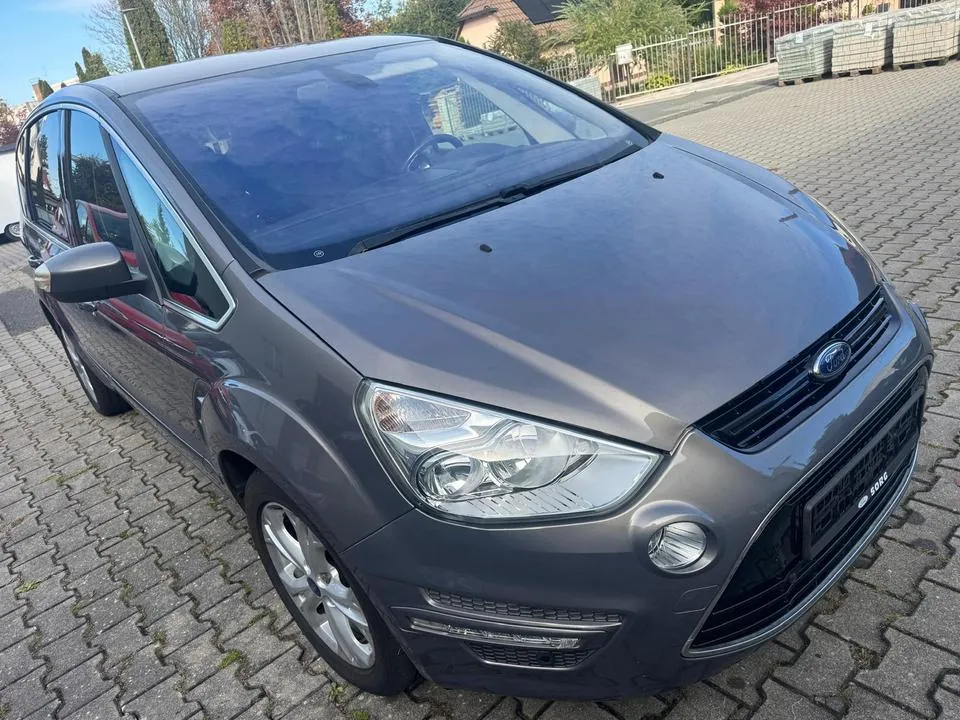Ford S-Max