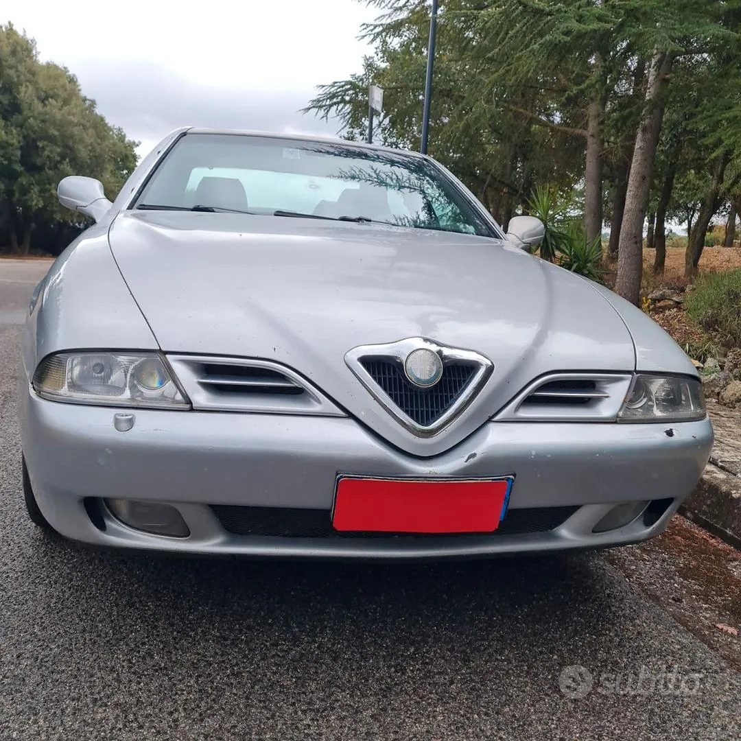 Alfa Romeo 166