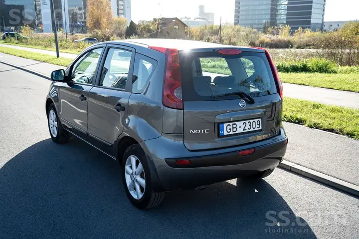 Nissan Note 2006 photo 5