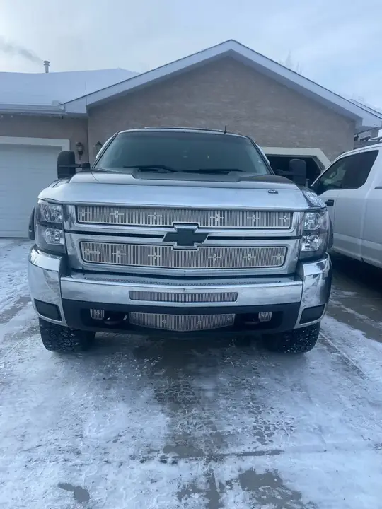 Chevrolet Silverado 2500 2009 photo 2