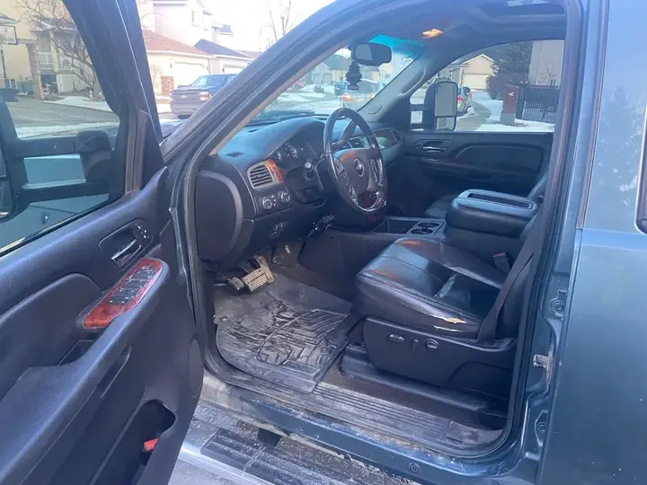 Chevrolet Silverado 2500 2009 photo 5