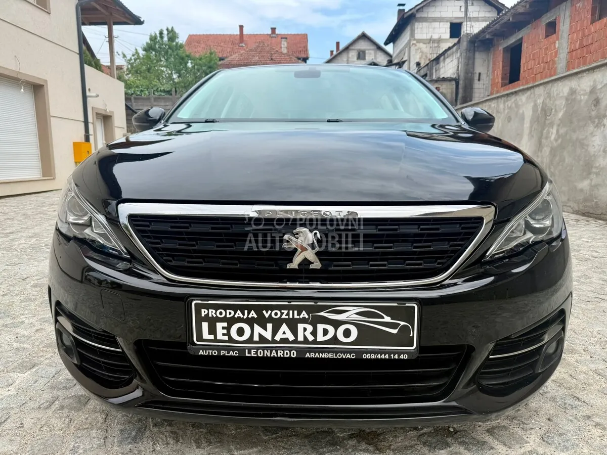 Peugeot 308 2017 photo 2
