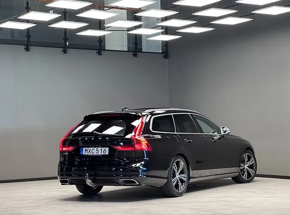 Volvo V90 2018 photo 2