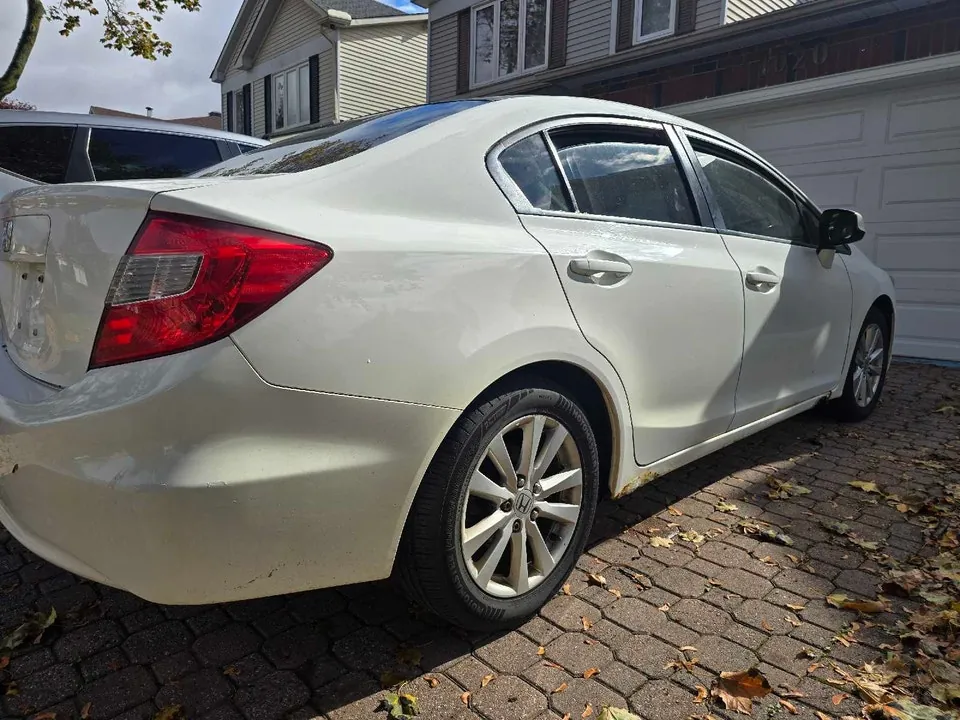 Honda Civic 2012 photo 5