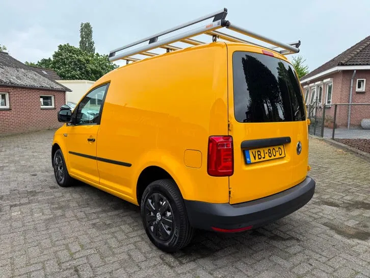 Volkswagen Caddy 2019 photo 2