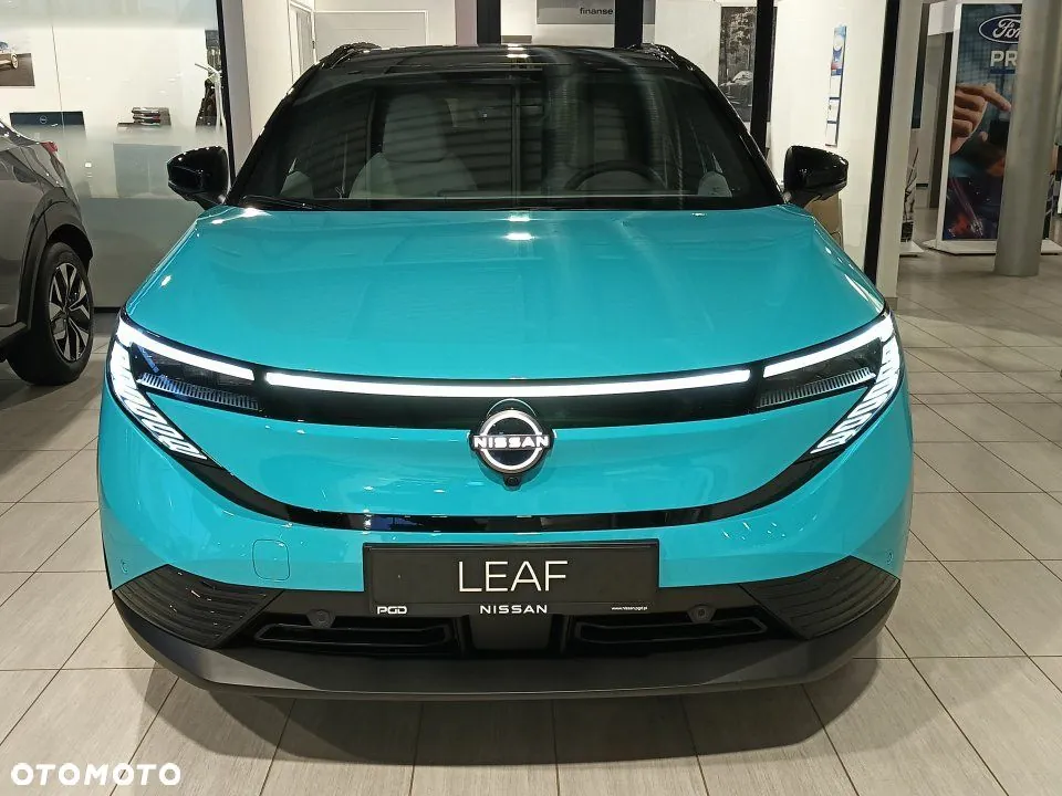 Nissan Leaf 2026 photo 2