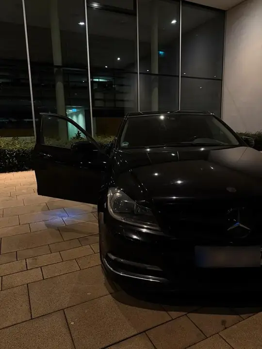 Mercedes-Benz C300