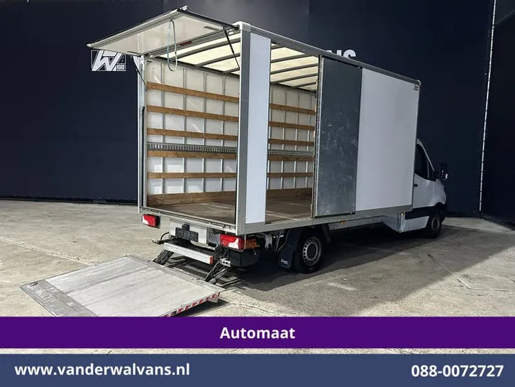 Mercedes-Benz Sprinter 2023 photo 2