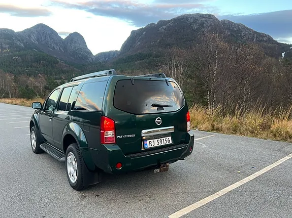 Nissan Pathfinder 2006 photo 3