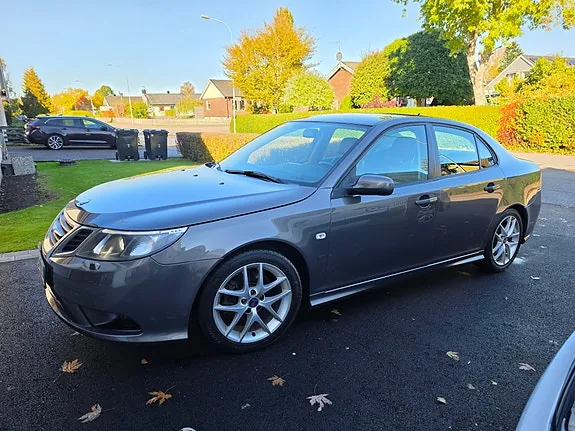 Saab 9-3 2009 photo 2