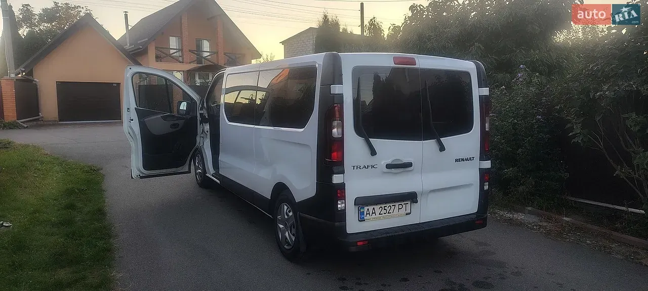 Renault Trafic 2017 photo 5